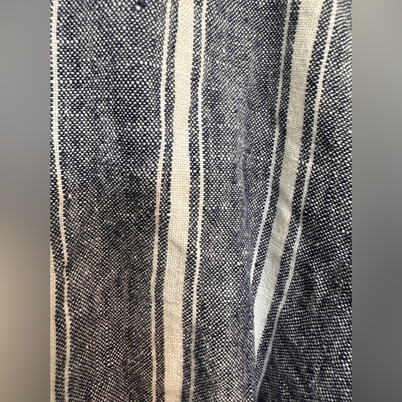 Chicos 3 Lavish Linen Striped Vest Size XL / 16 Blue White Sleeveless NWOT - Picture 3 of 4